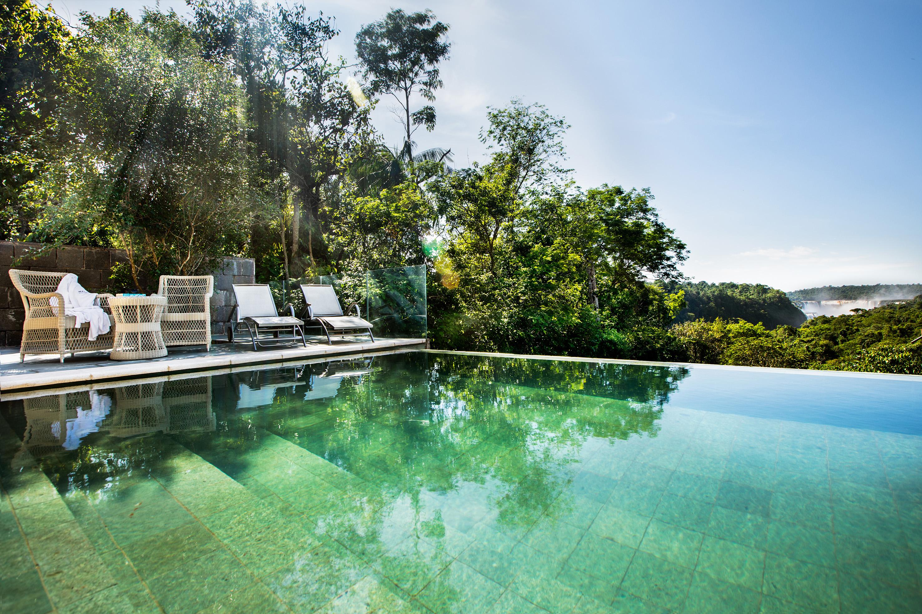 Gran Melia Iguazu Hotel Puerto Iguazu Ngoại thất bức ảnh The swimming pool at the hotel