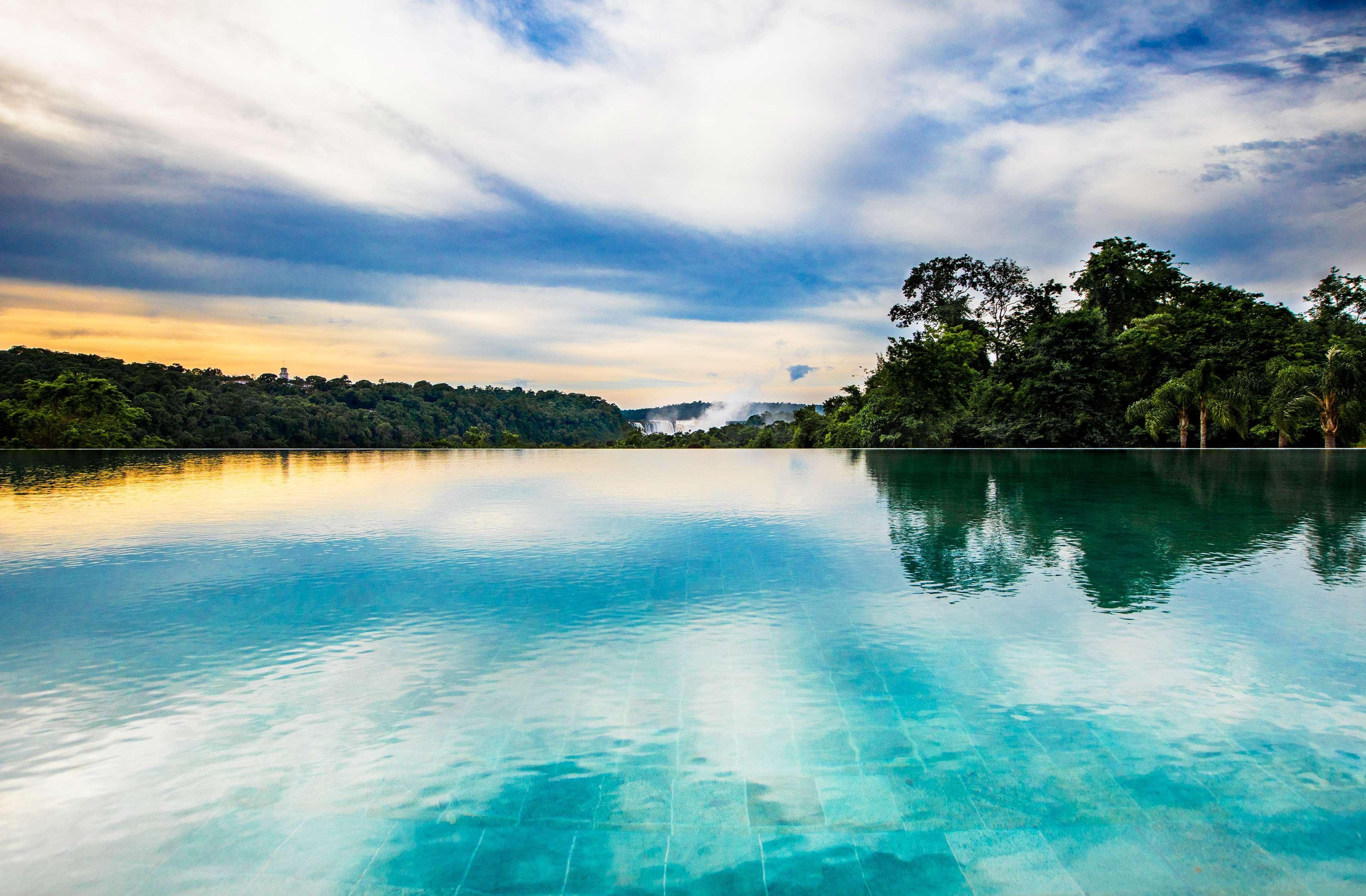 Gran Melia Iguazu Hotel Puerto Iguazu Ngoại thất bức ảnh The Blue Lagoon