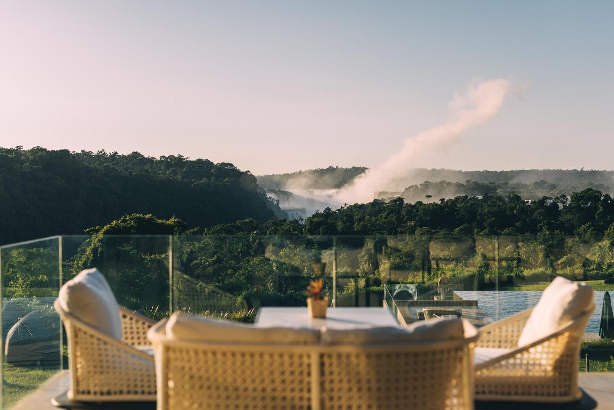 Gran Melia Iguazu Hotel Puerto Iguazu Ngoại thất bức ảnh View of the Victoria Falls from the Lookout Cafe